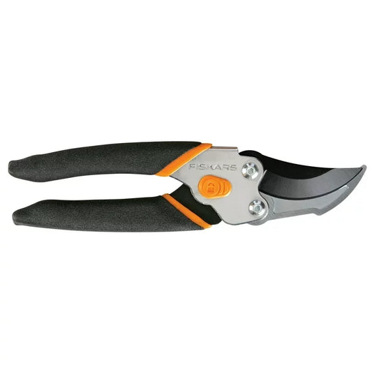 Fiskars Smooth Action Bypass Pruning Shears Garden Tool with Steel Blade